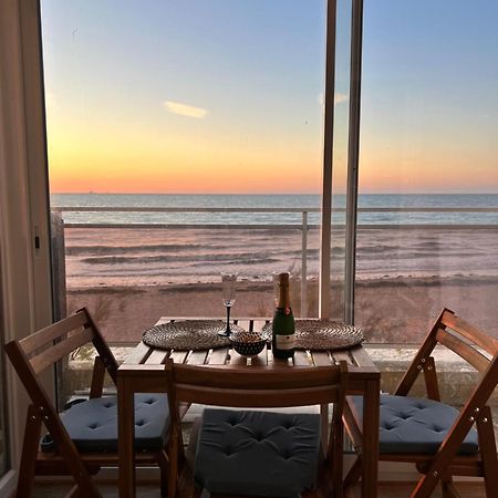Mettons Les Voiles - Appt Vue Mer Avec Loggia Bernières-sur-Mer Exteriör bild