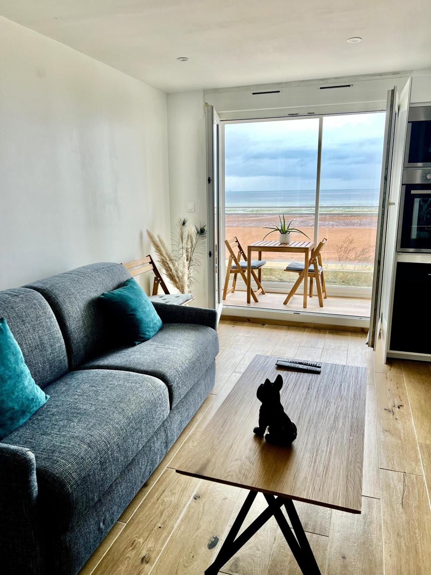 Mettons Les Voiles - Appt Vue Mer Avec Loggia Bernières-sur-Mer Exteriör bild