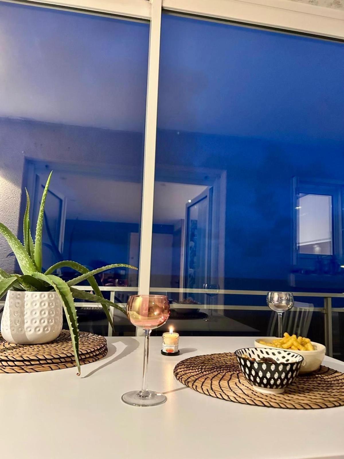 Mettons Les Voiles - Appt Vue Mer Avec Loggia Bernières-sur-Mer Exteriör bild